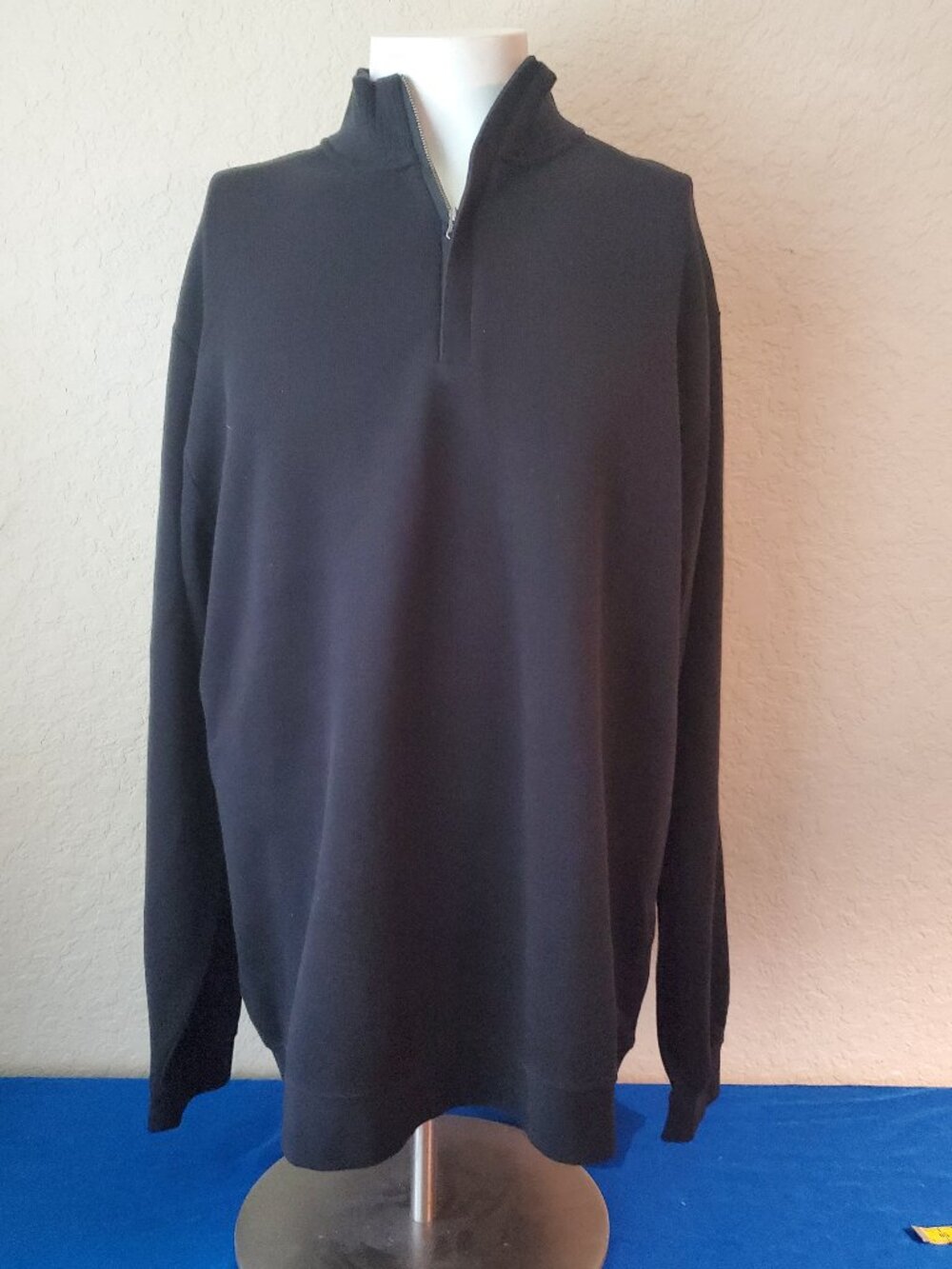 Cutter and Buck 100% cotton XL black pullover sweater quarter-zip